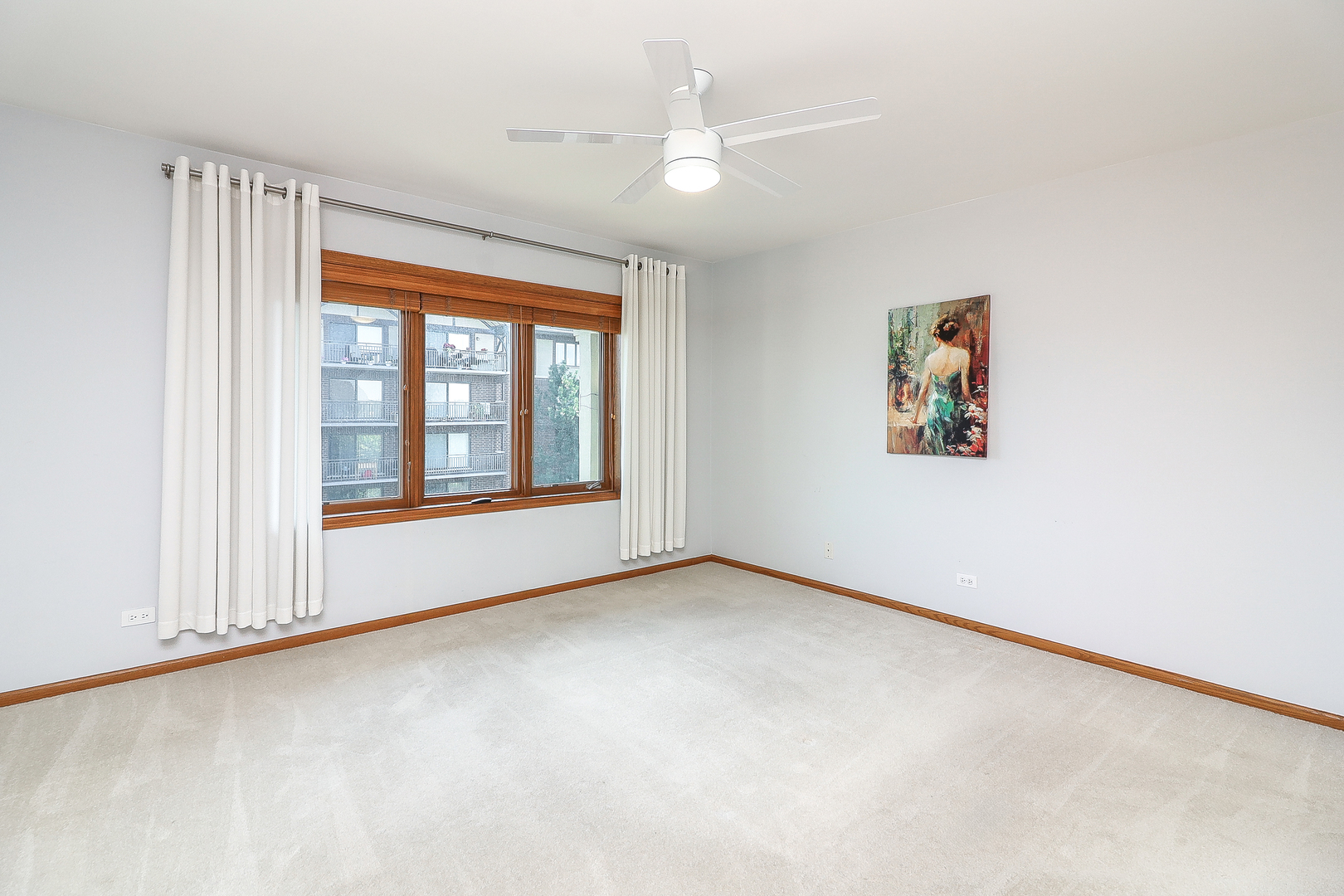 5 S Pine Street #507B, Mount Prospect, IL 60056