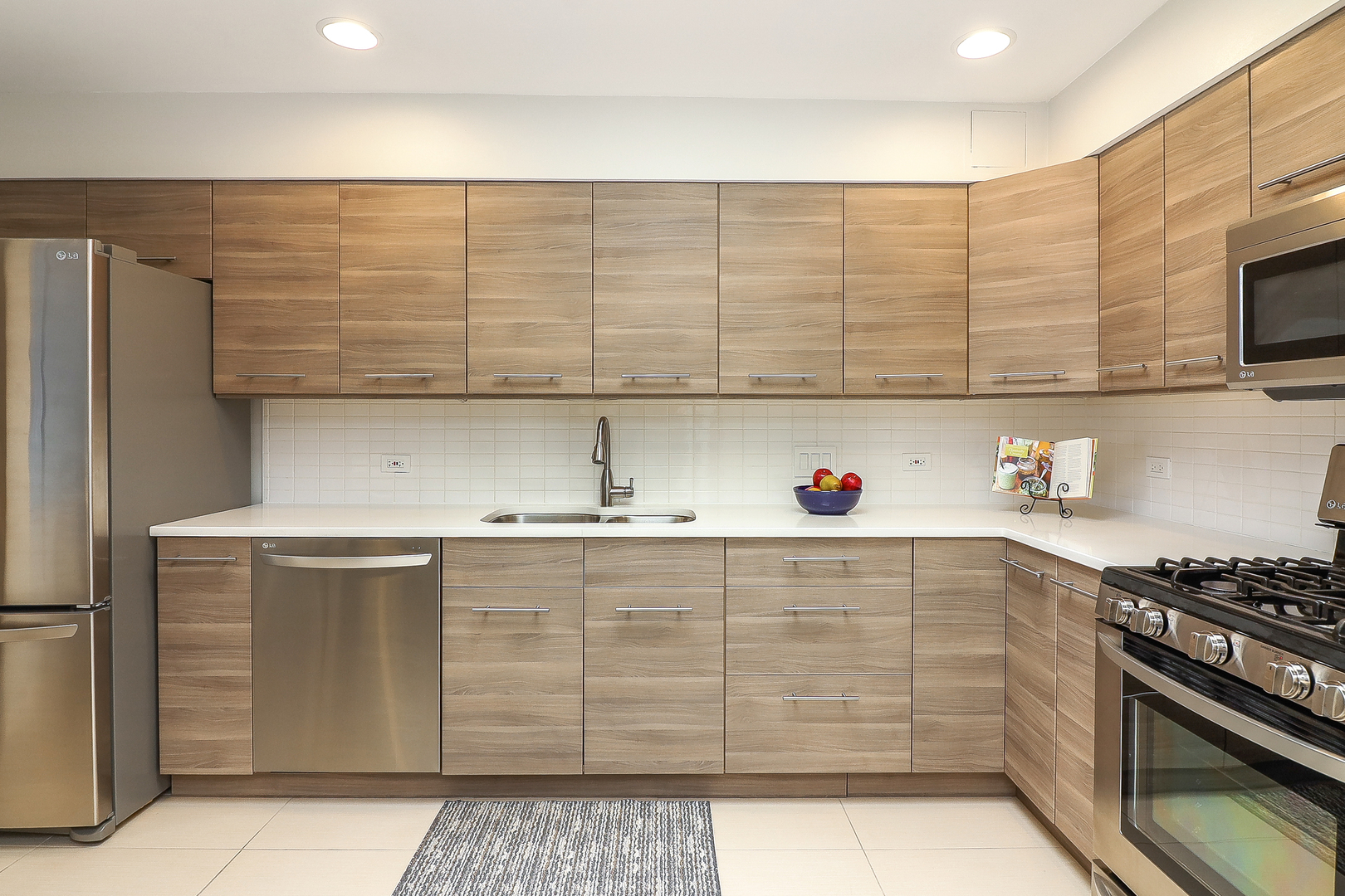 5 S Pine Street #507B, Mount Prospect, IL 60056