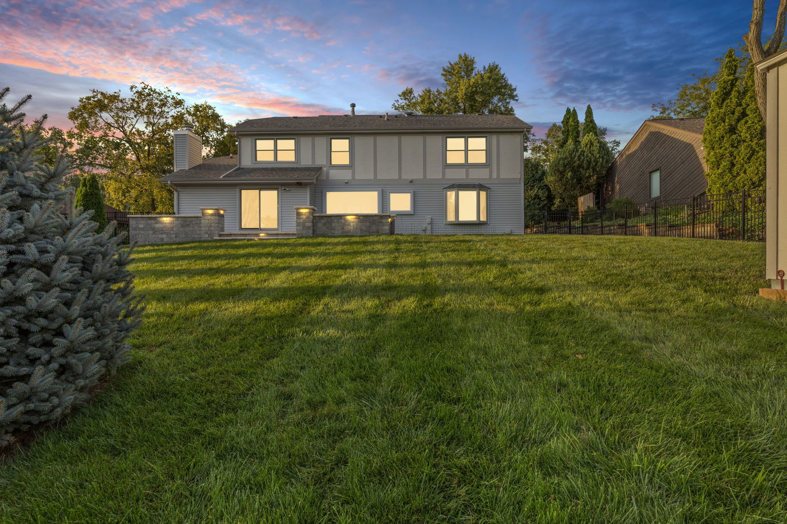 2182 Carriage Hill Road, Lisle, IL 60532