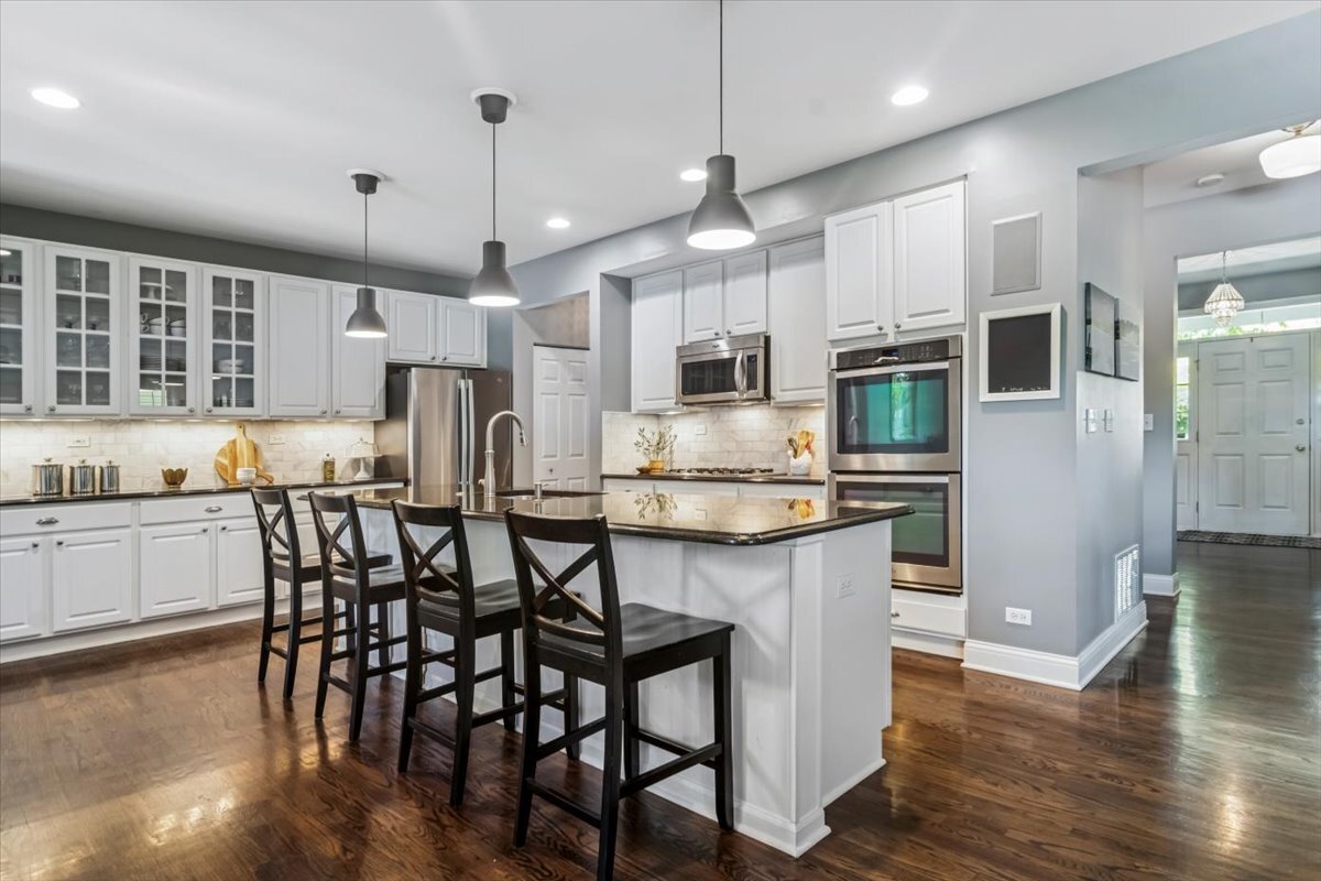 339 Lasalle Street, Vernon Hills, IL 60061