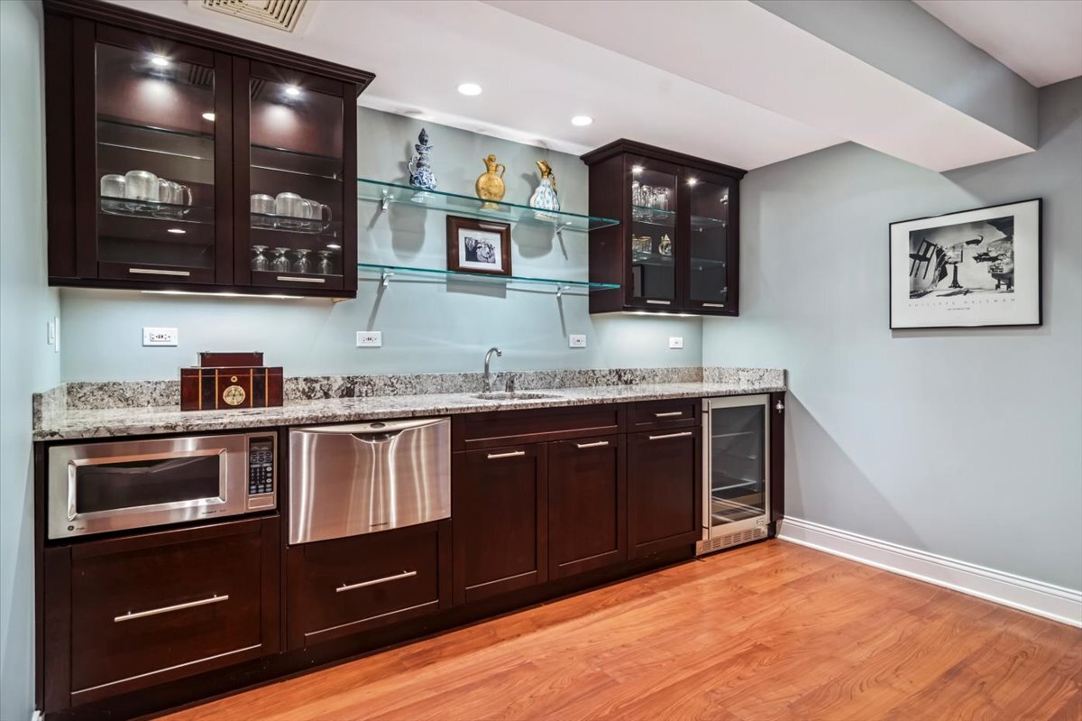 339 Lasalle Street, Vernon Hills, IL 60061