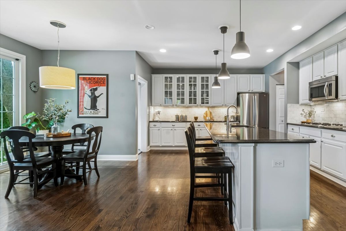 339 Lasalle Street, Vernon Hills, IL 60061