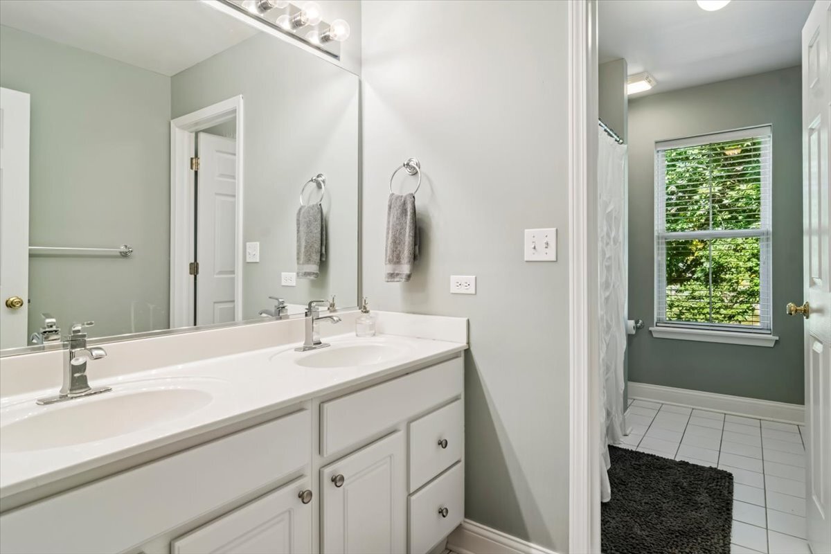 339 Lasalle Street, Vernon Hills, IL 60061
