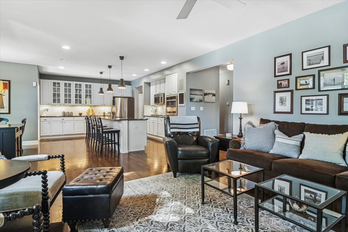 339 Lasalle Street, Vernon Hills, IL 60061