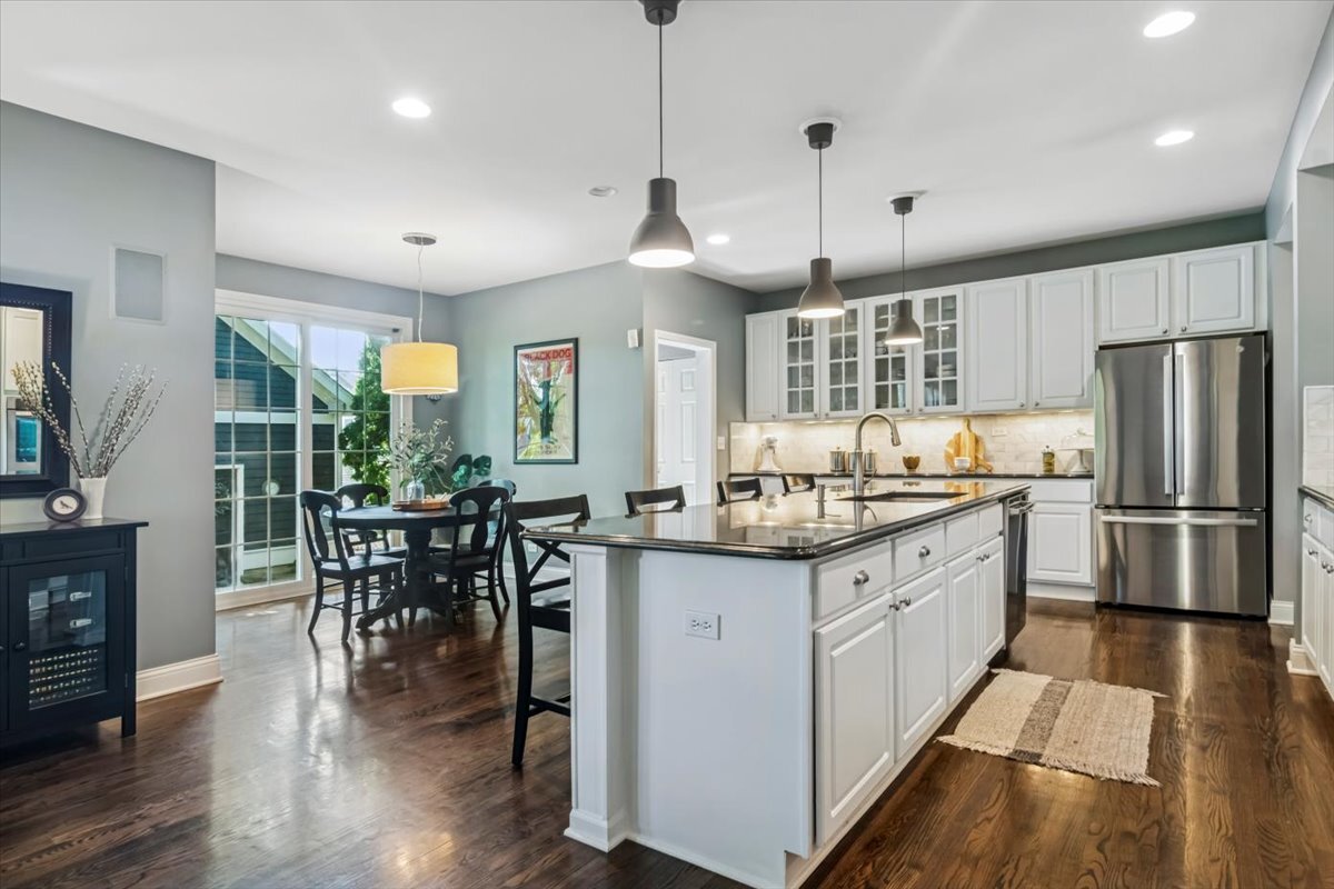 339 Lasalle Street, Vernon Hills, IL 60061