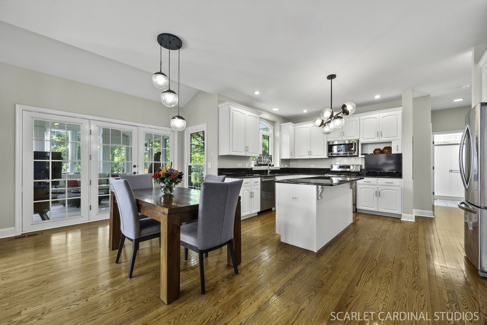 44 Marywood Trail, Wheaton, IL 60189