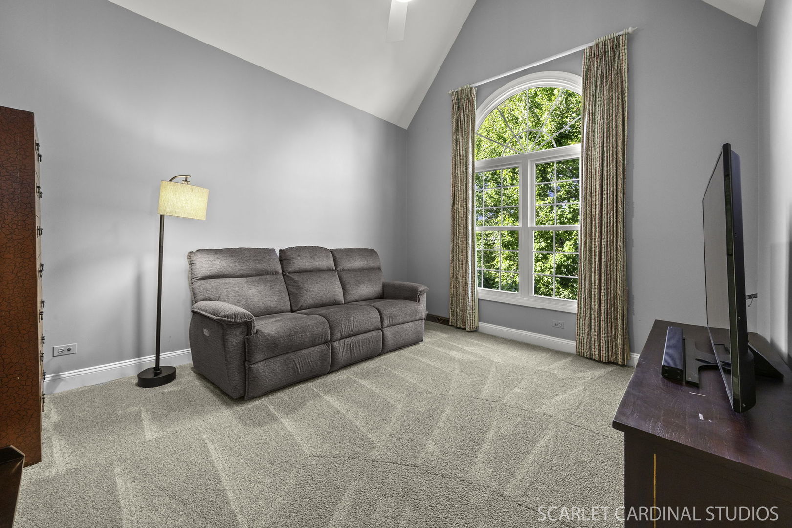 44 Marywood Trail, Wheaton, IL 60189