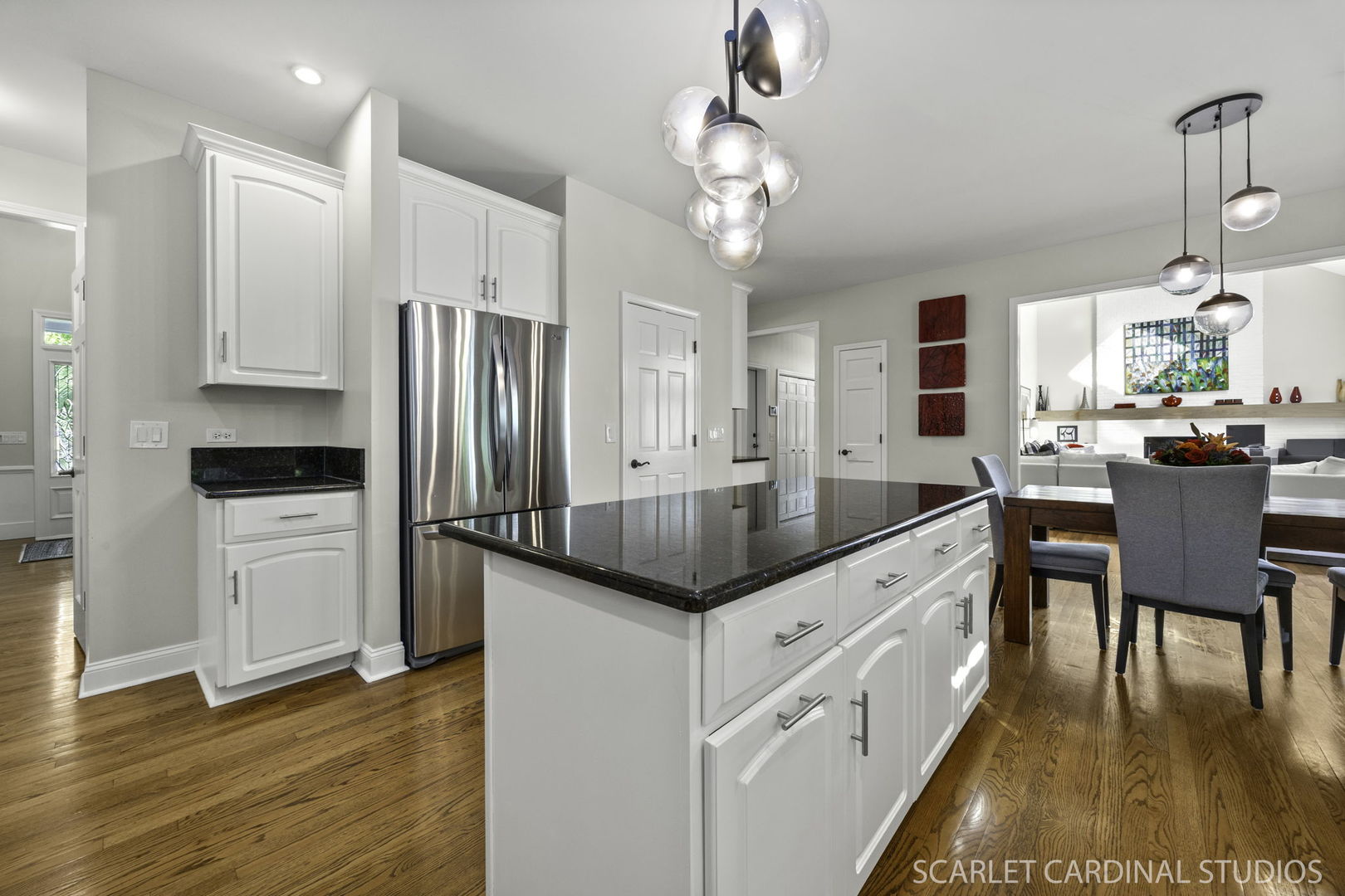 44 Marywood Trail, Wheaton, IL 60189