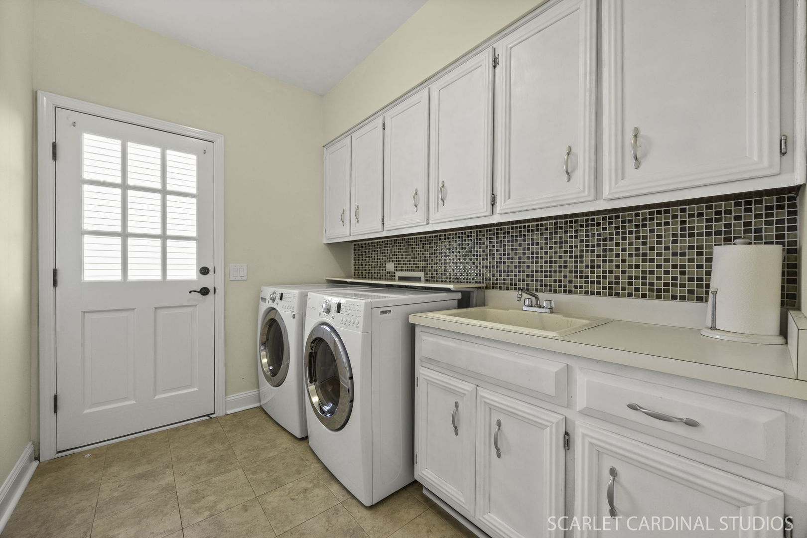 44 Marywood Trail, Wheaton, IL 60189