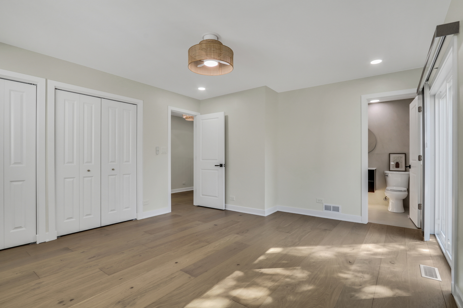 816 Juneway Avenue, Deerfield, IL 60015