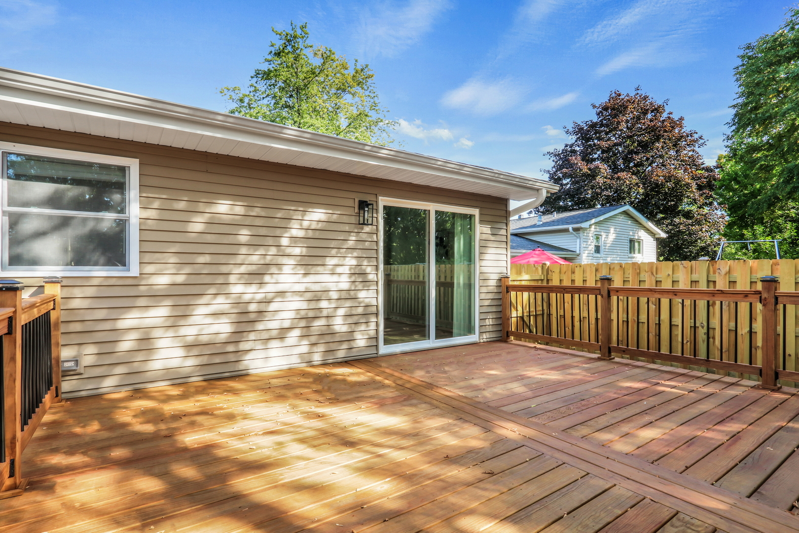 816 Juneway Avenue, Deerfield, IL 60015
