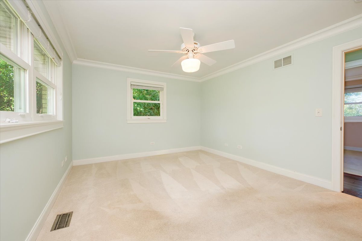 71 Flint Drive, Barrington, IL 60010