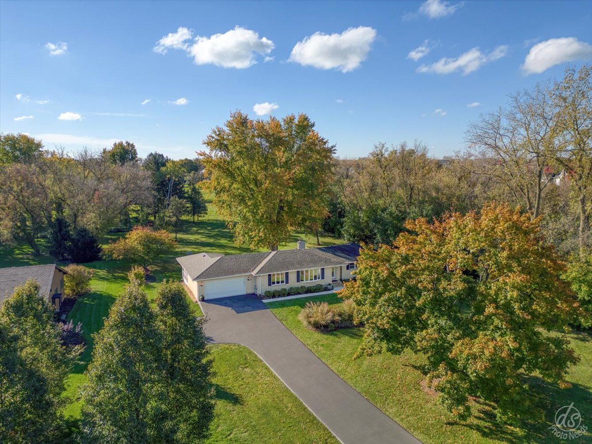 71 Flint Drive, Barrington, IL 60010