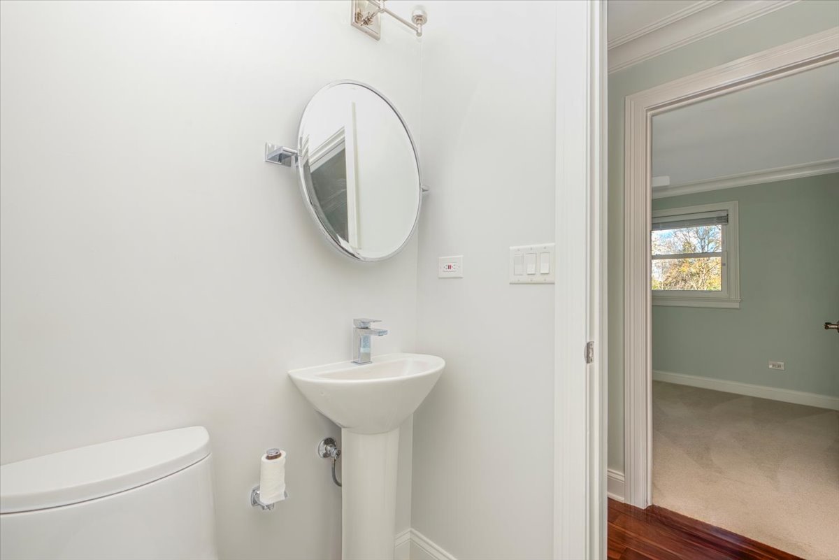 71 Flint Drive, Barrington, IL 60010