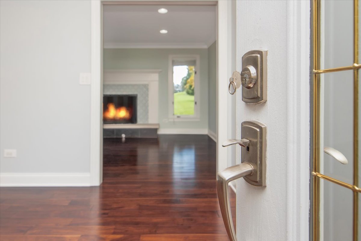 71 Flint Drive, Barrington, IL 60010