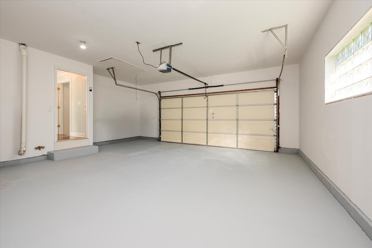 71 Flint Drive, Barrington, IL 60010