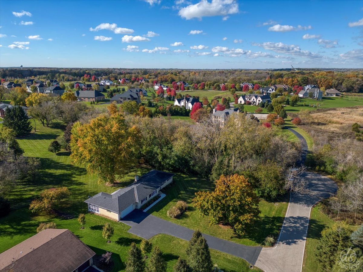 71 Flint Drive, Barrington, IL 60010