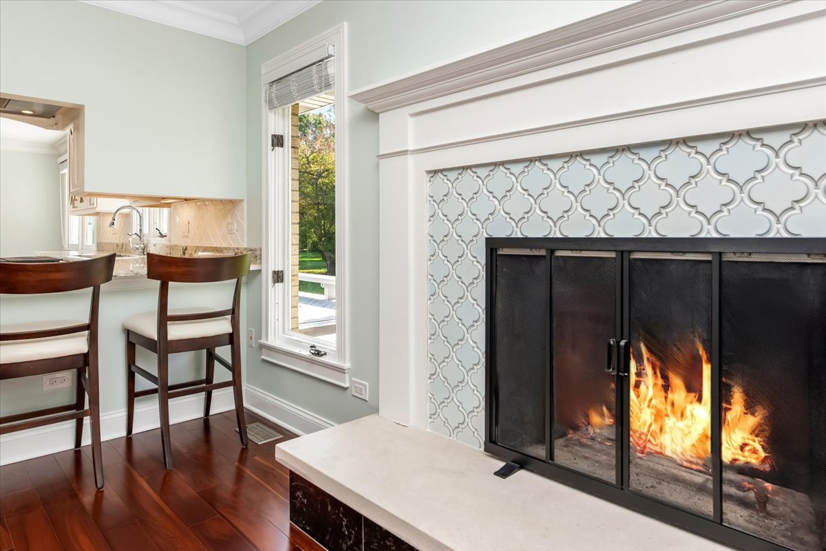 71 Flint Drive, Barrington, IL 60010