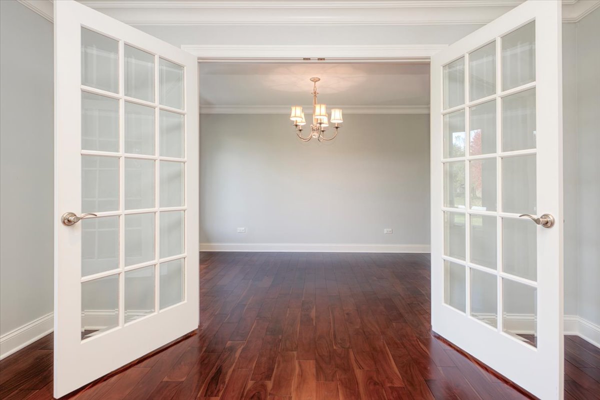 71 Flint Drive, Barrington, IL 60010