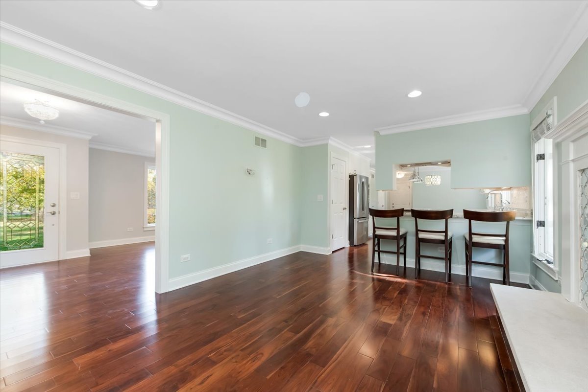 71 Flint Drive, Barrington, IL 60010