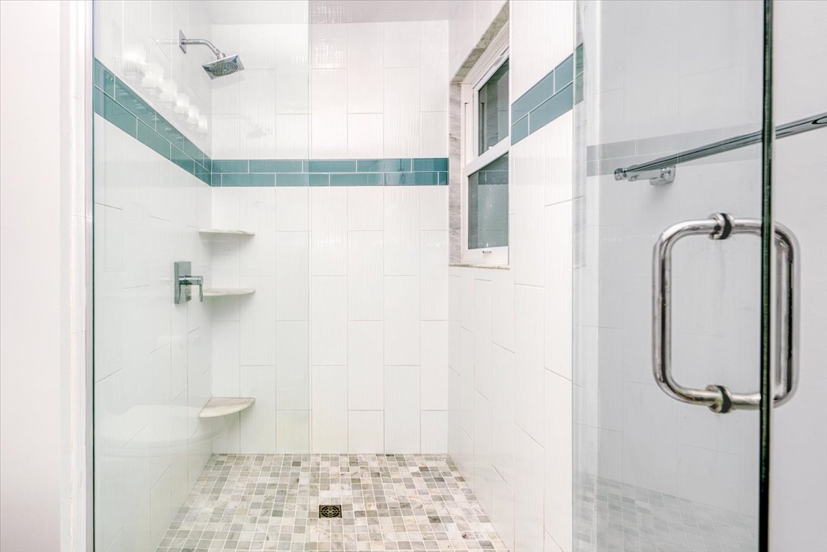 71 Flint Drive, Barrington, IL 60010