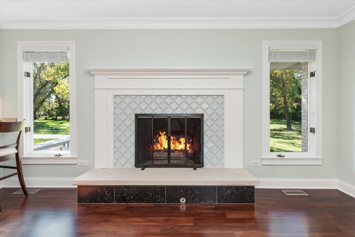 71 Flint Drive, Barrington, IL 60010