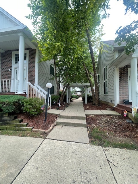 316 FIELDSTONE Court #316, Bolingbrook, IL 60440