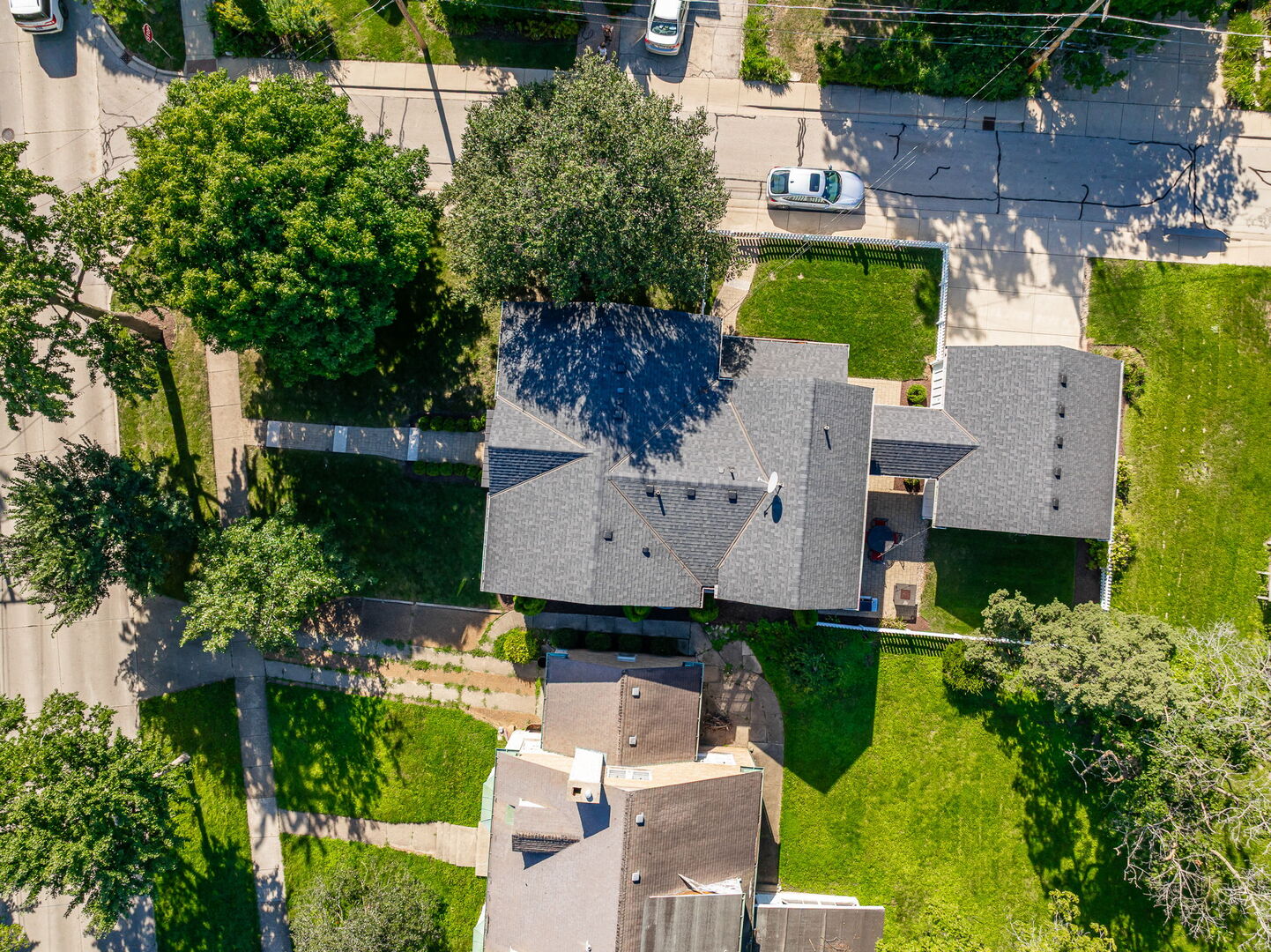 418 Hill Avenue, Glen Ellyn, IL 60137