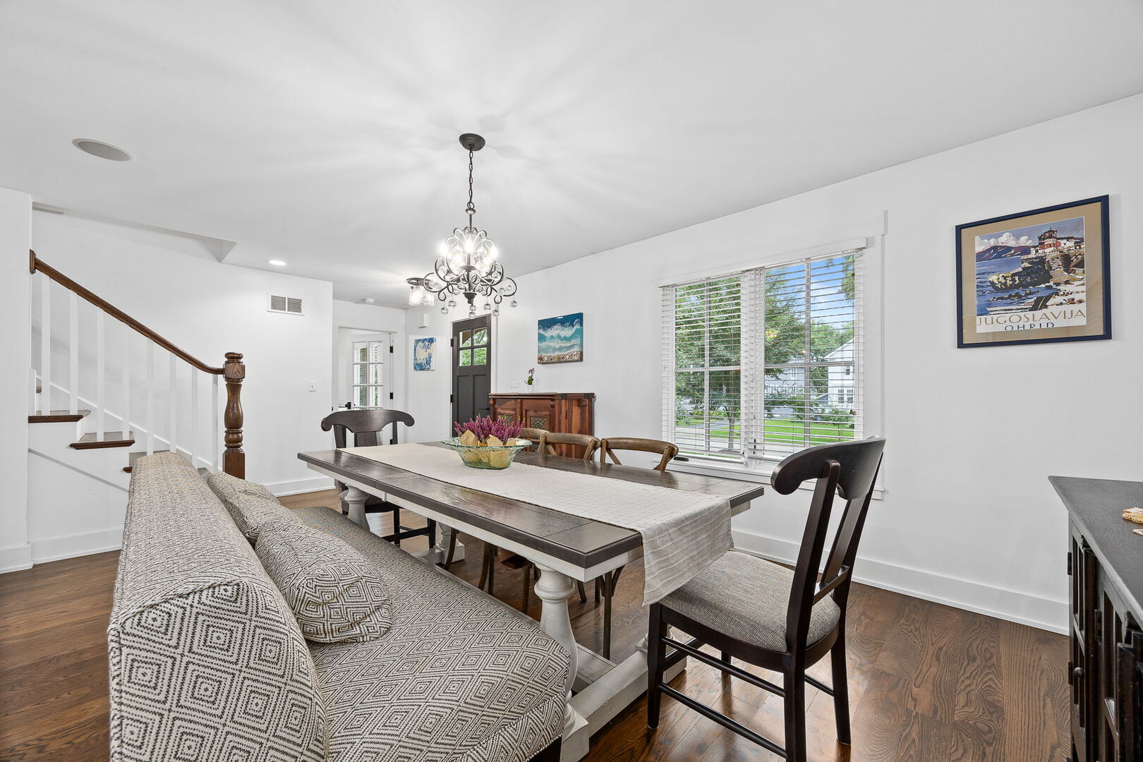 418 Hill Avenue, Glen Ellyn, IL 60137