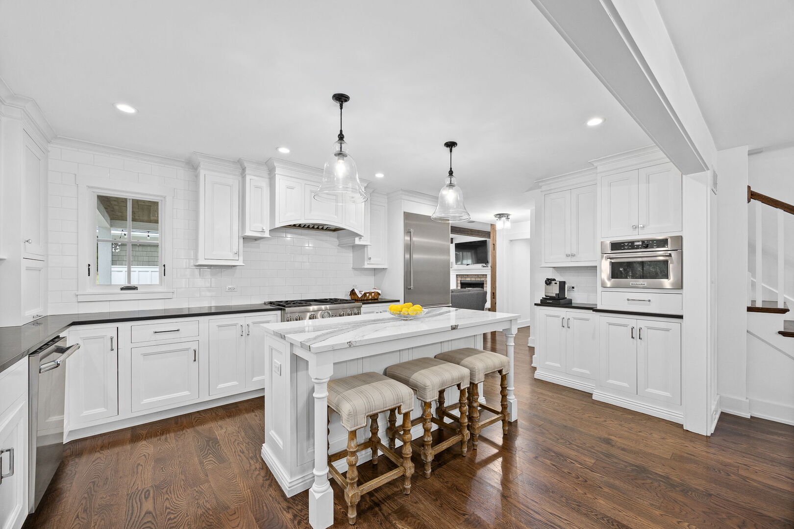 418 Hill Avenue, Glen Ellyn, IL 60137