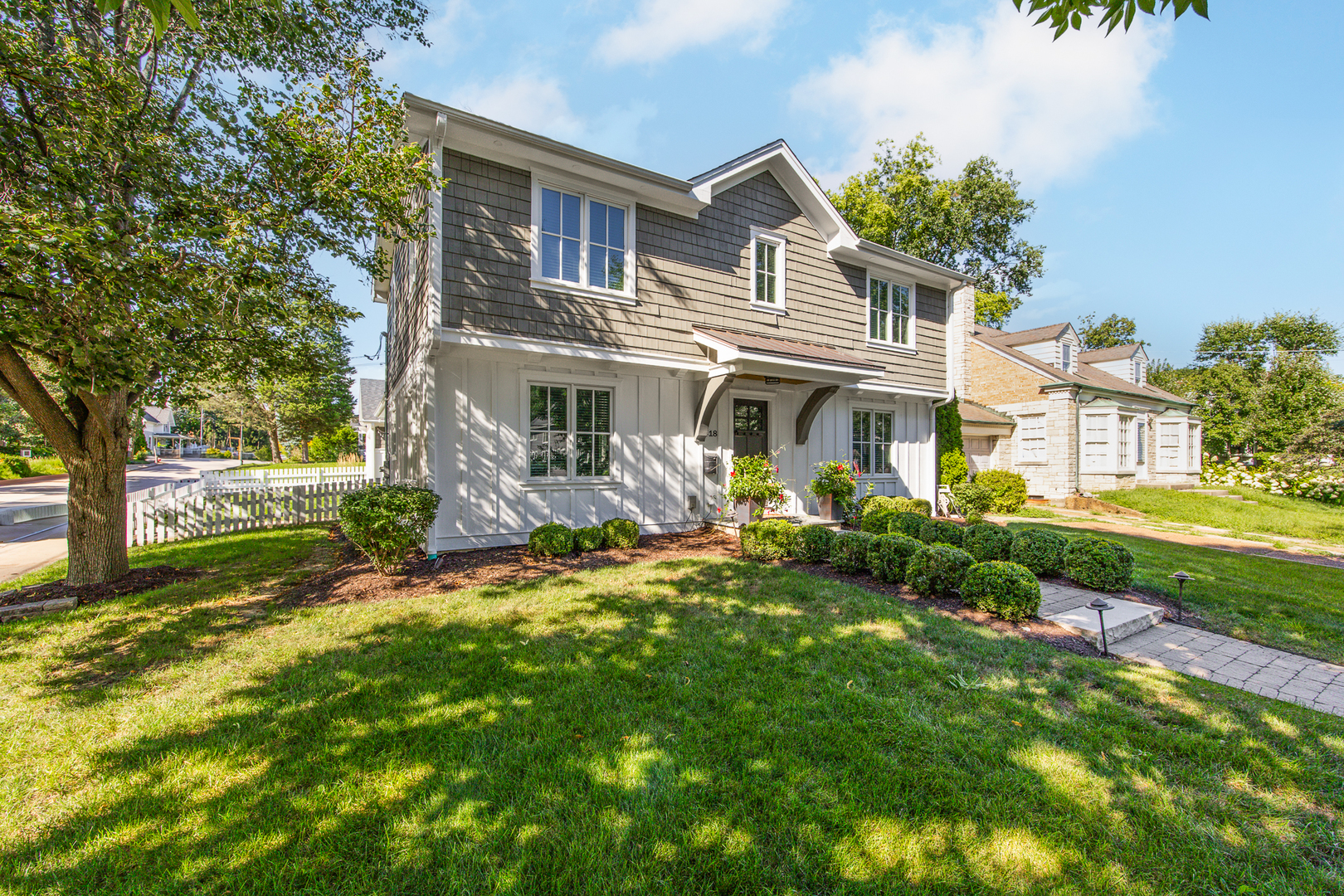 418 Hill Avenue, Glen Ellyn, IL 60137
