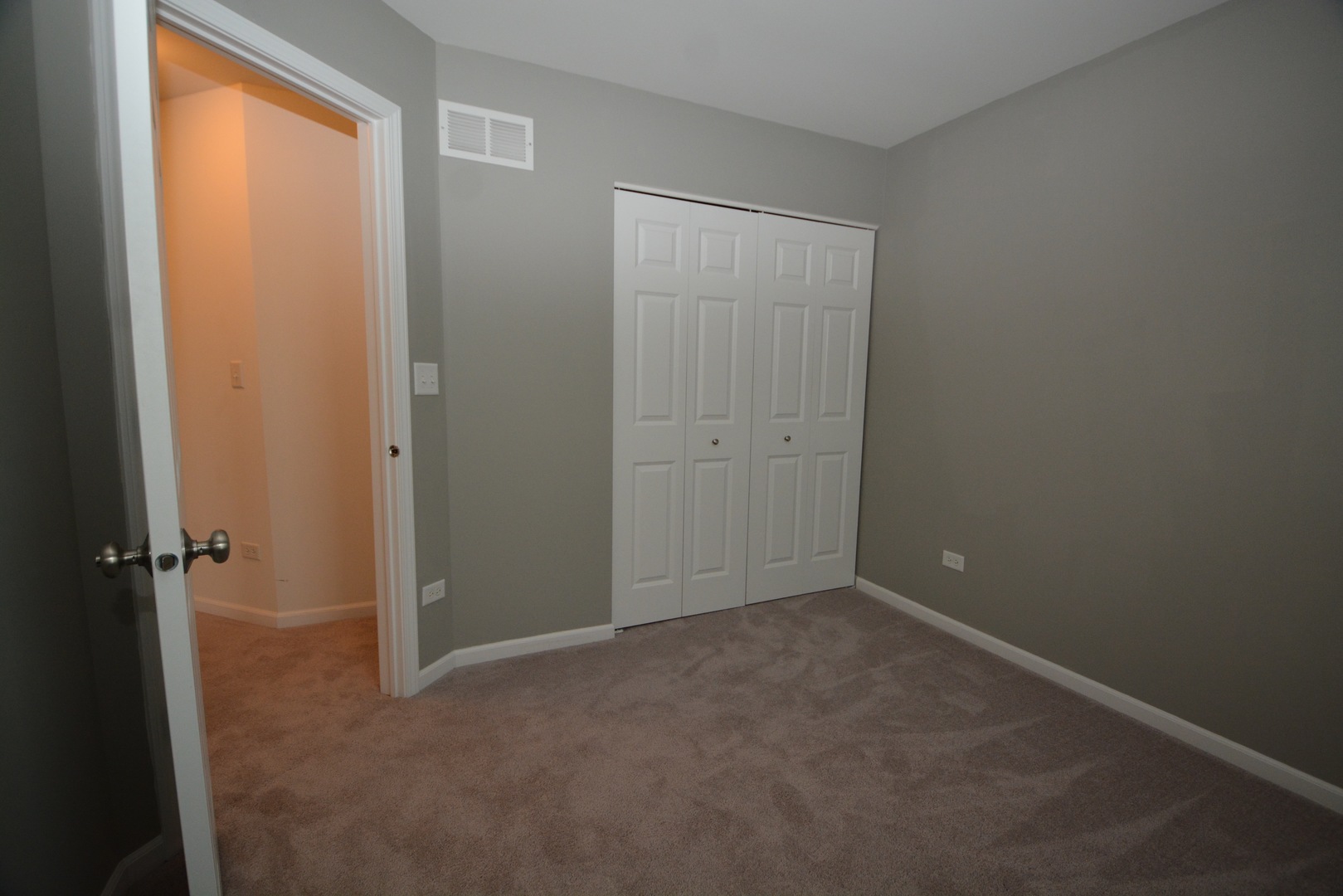 2953 Madison Drive #2953, Naperville, IL 60564