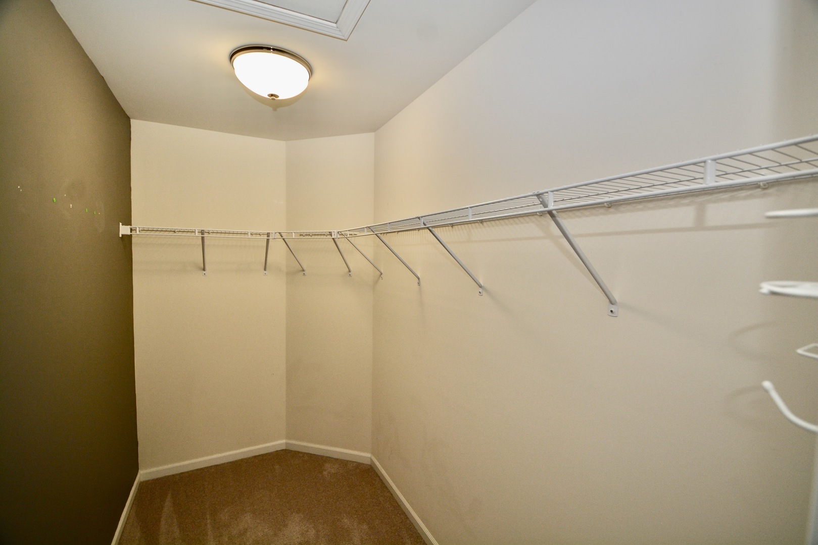 2953 Madison Drive #2953, Naperville, IL 60564