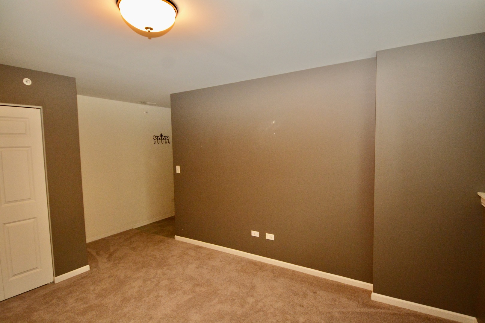 2953 Madison Drive #2953, Naperville, IL 60564