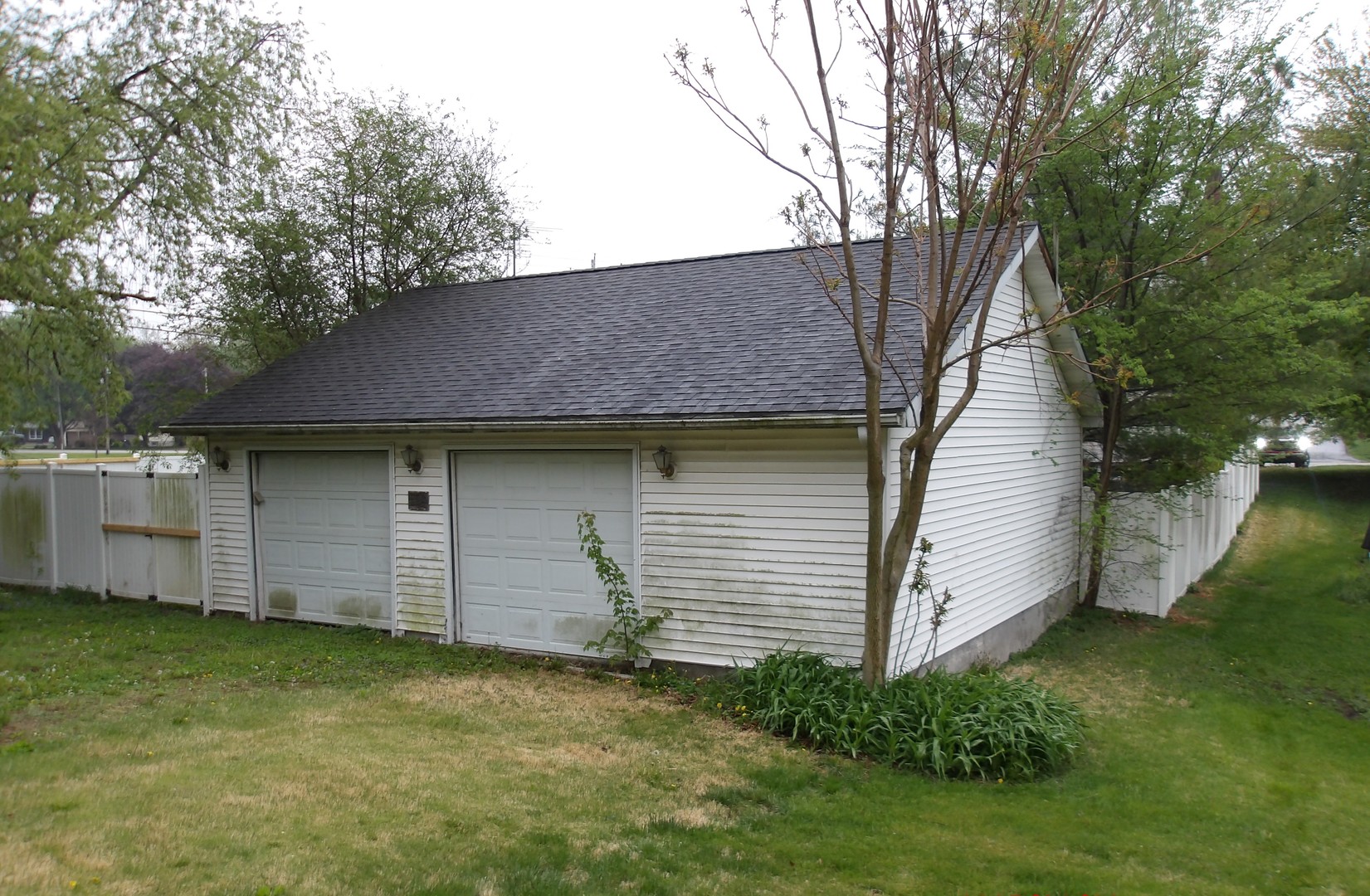 1142 E Broadway, Monmouth, IL 61462