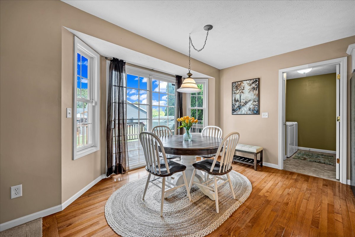 9 Willowbend Court, Bloomington, IL 61705