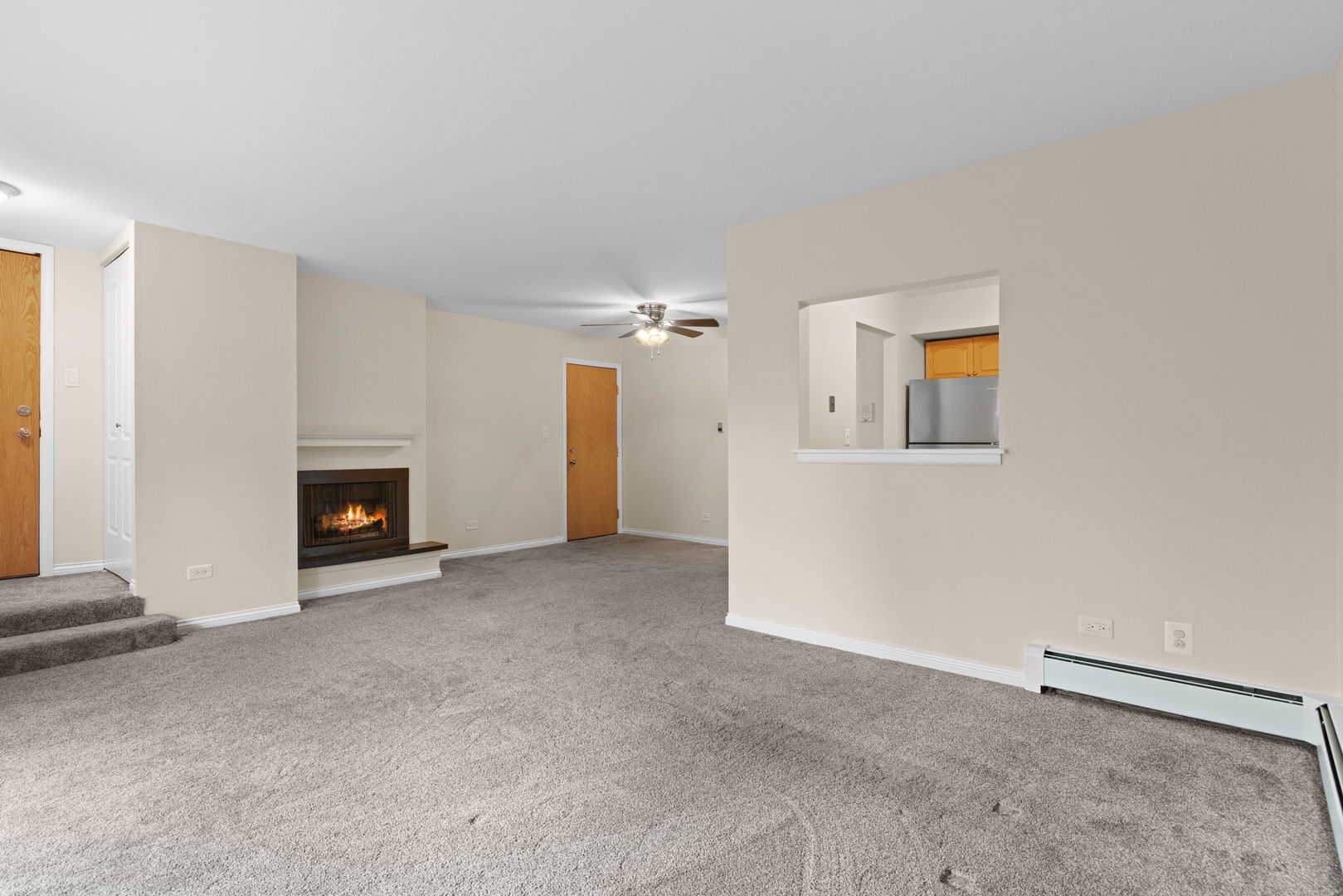 751 S DWYER Avenue #F, Arlington Heights, IL 60005