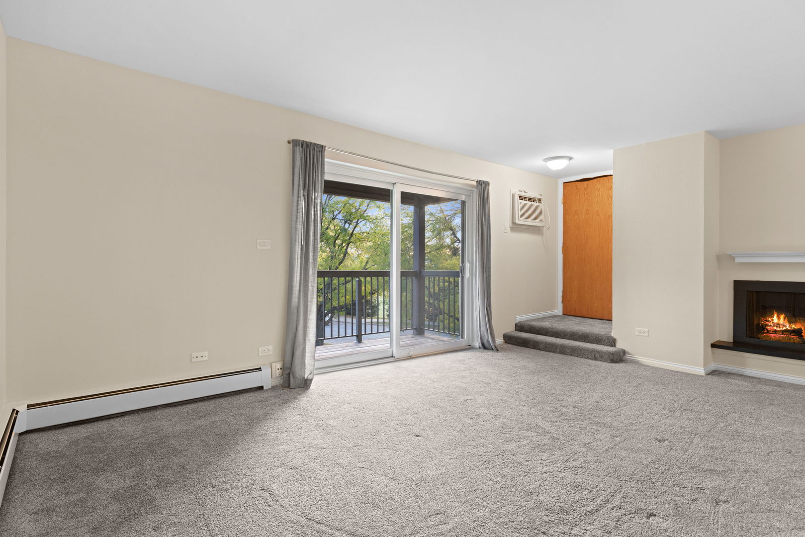 751 S DWYER Avenue #F, Arlington Heights, IL 60005