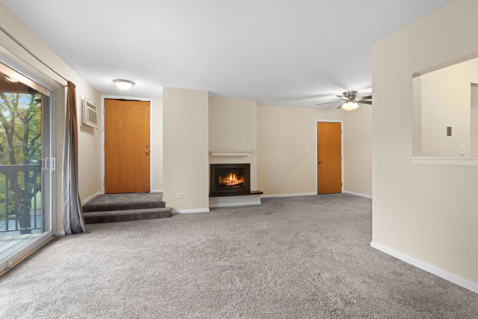 751 S DWYER Avenue #F, Arlington Heights, IL 60005