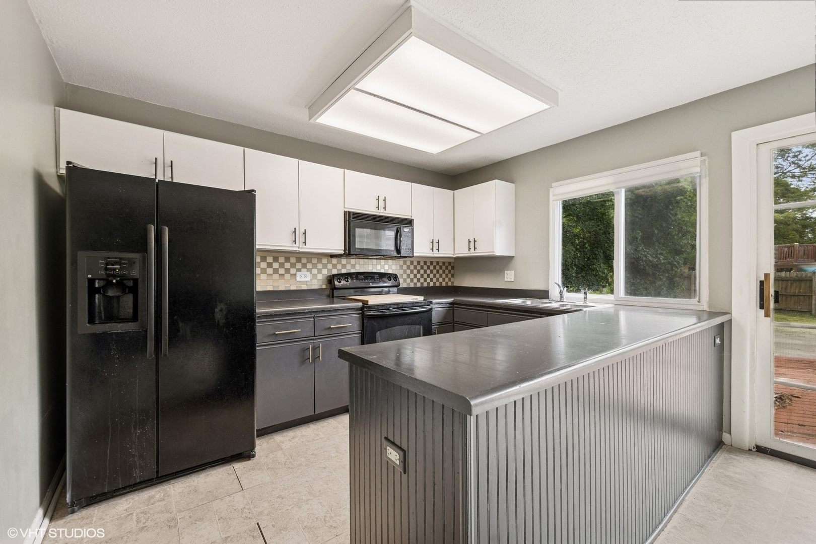 30W151 Arlington Court, Warrenville, IL 60555