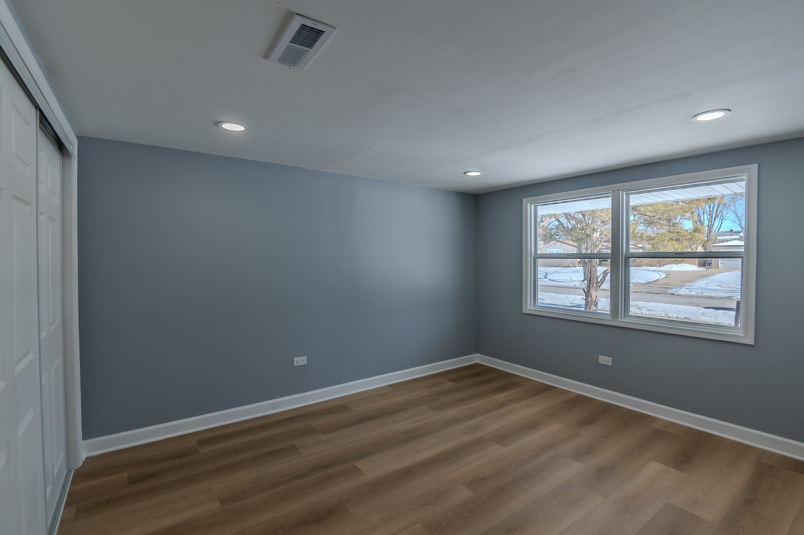 124 Westover Lane, Schaumburg, IL 60193
