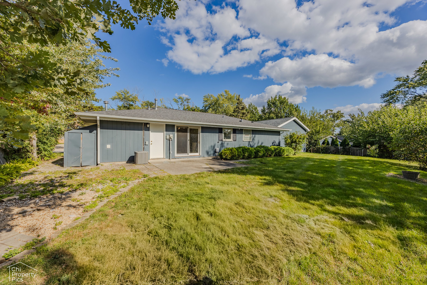 124 Westover Lane, Schaumburg, IL 60193