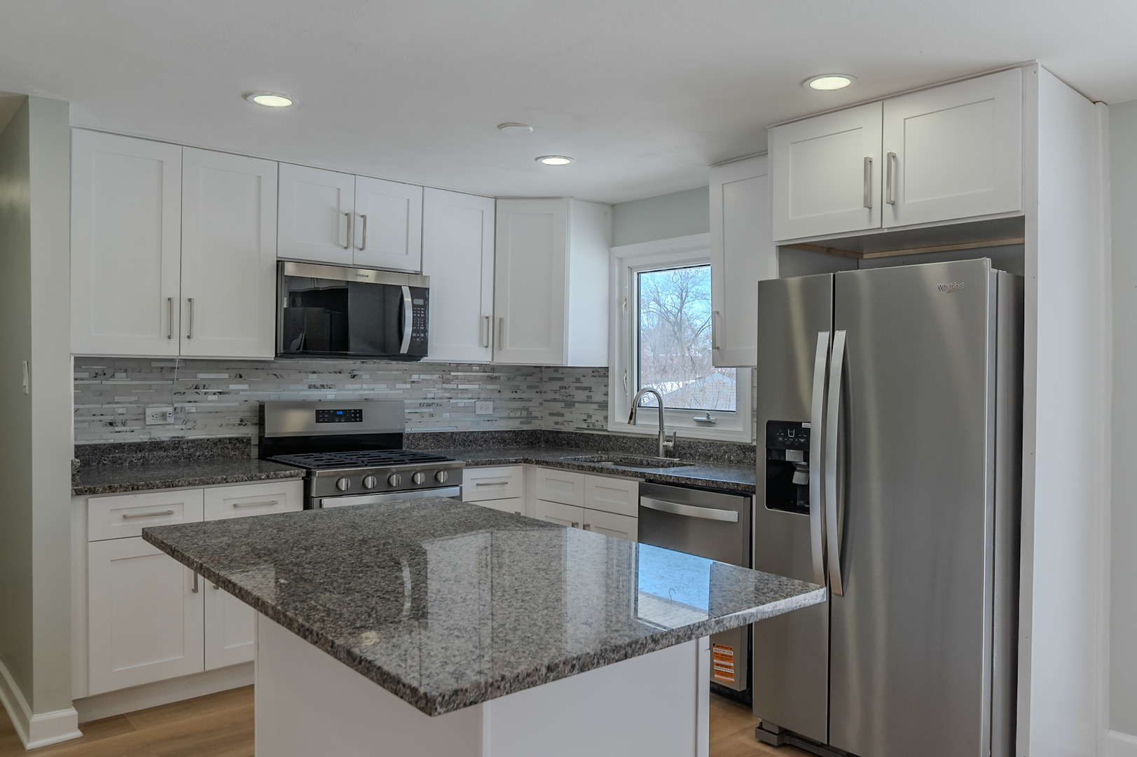 124 Westover Lane, Schaumburg, IL 60193