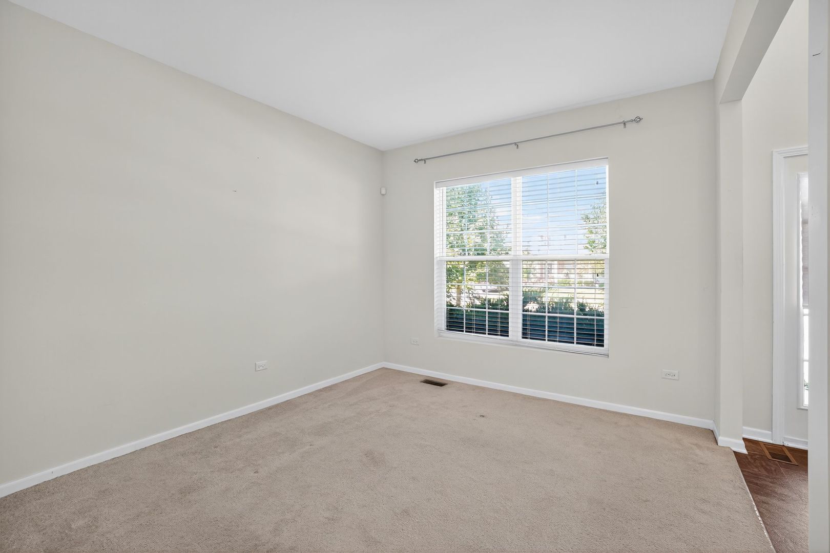 232 Julep Avenue, Oswego, IL 60543