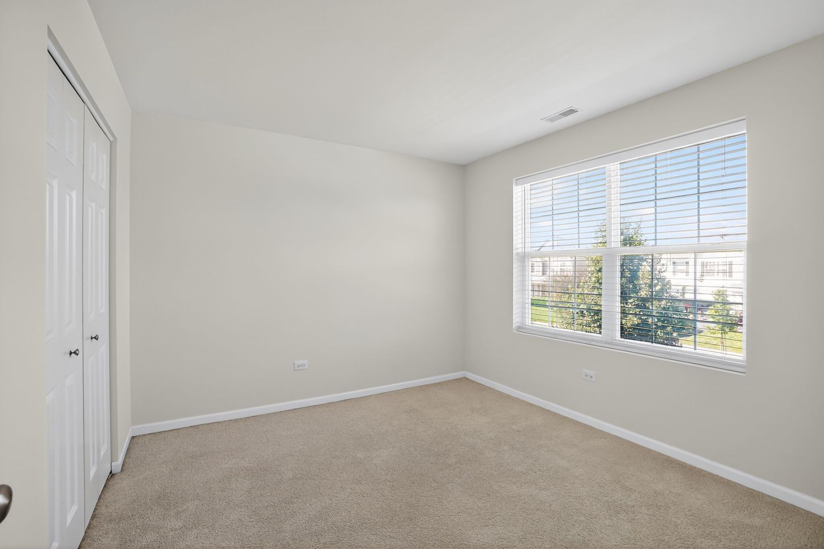 232 Julep Avenue, Oswego, IL 60543