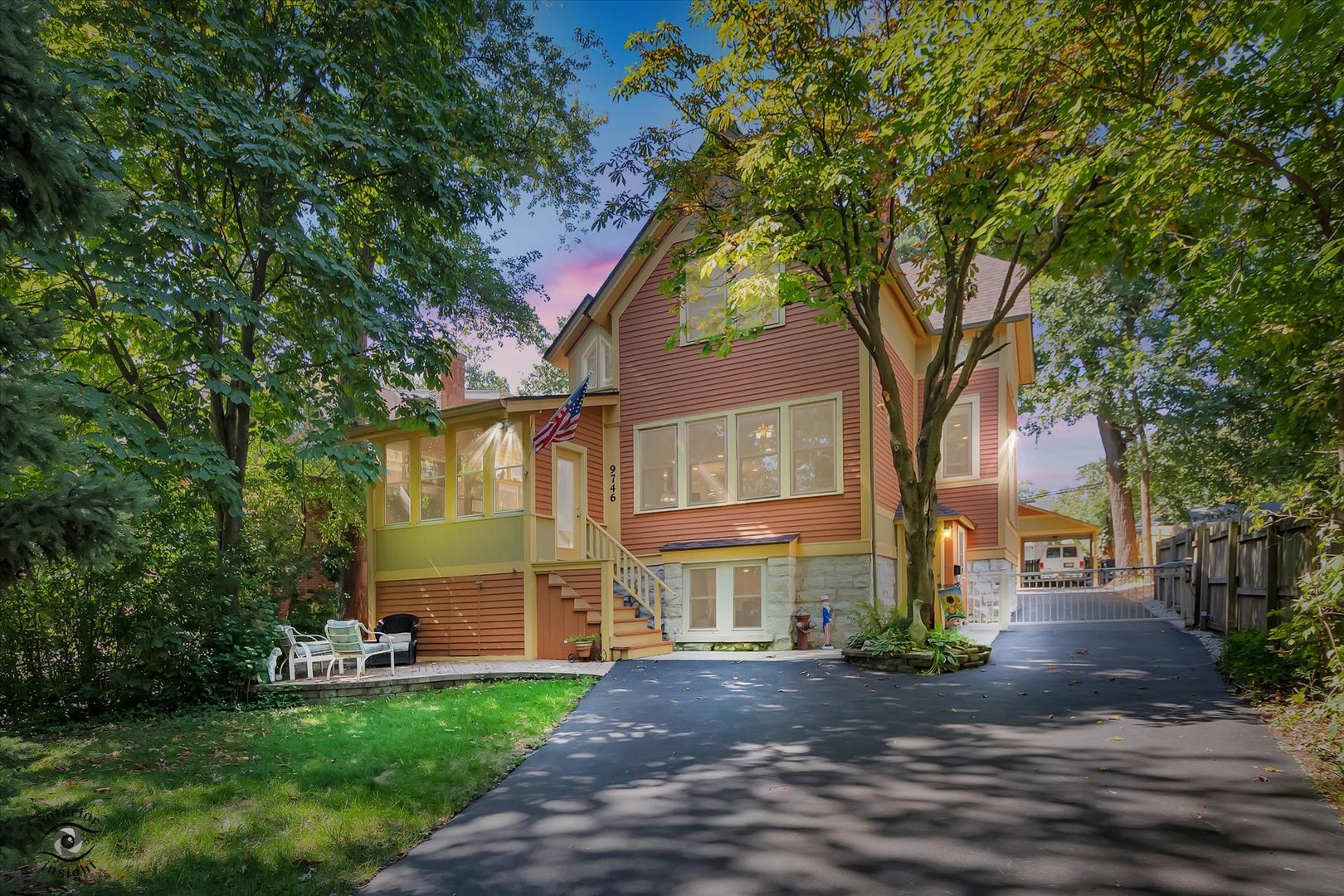 9746 S Prospect Avenue, Chicago, IL 60643