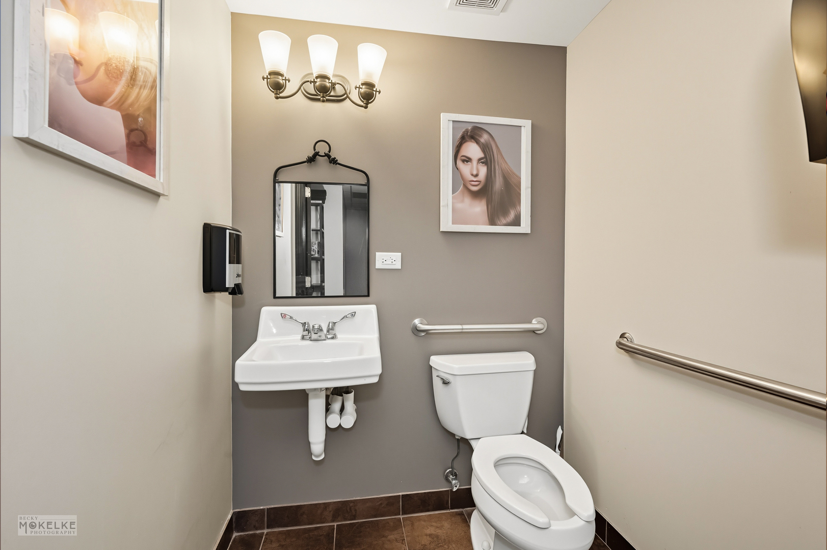 15126 Cicero Avenue, Oak Forest, IL 60452