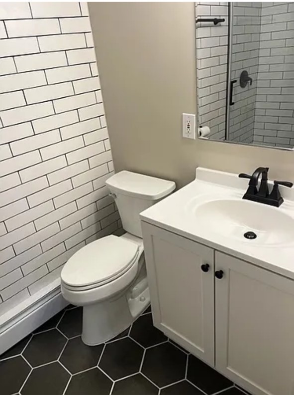 7952 Madison Street #3W, River Forest, IL 60305
