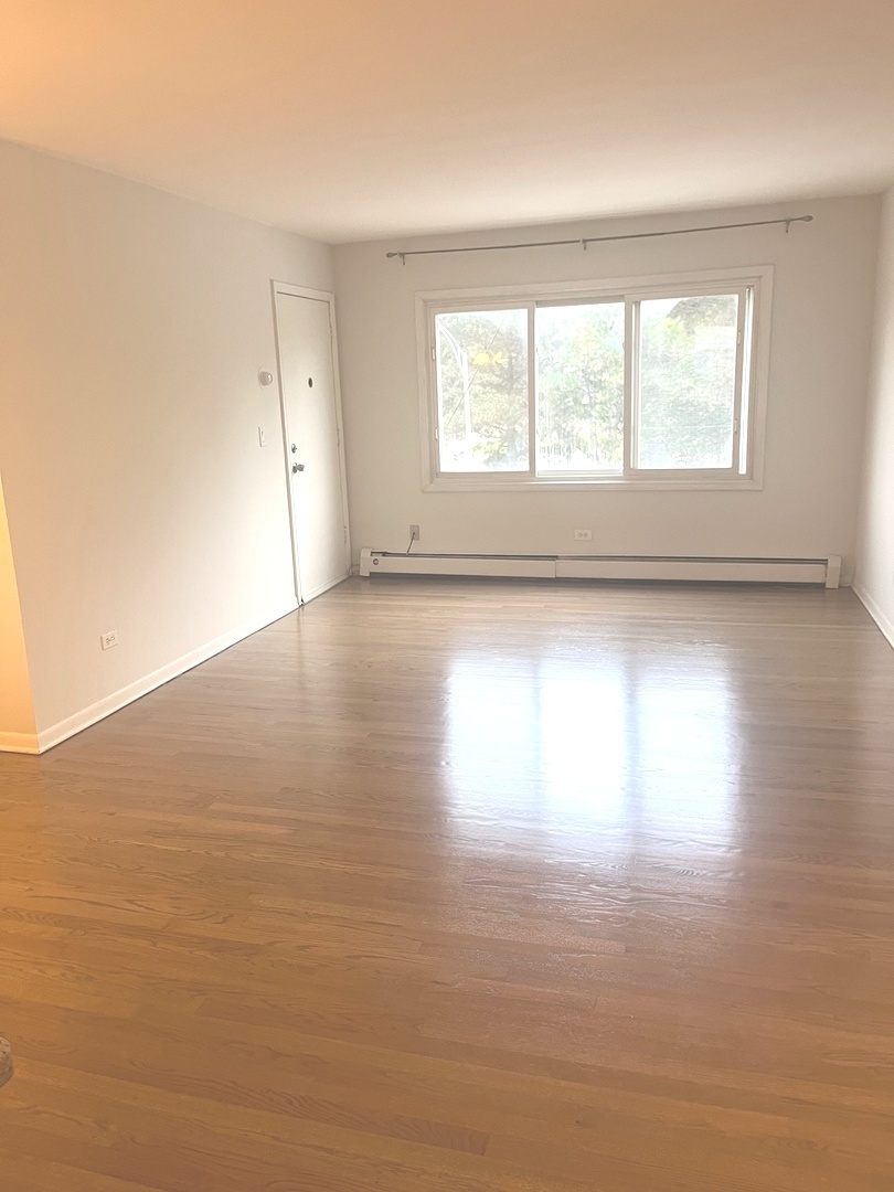7952 Madison Street #3W, River Forest, IL 60305