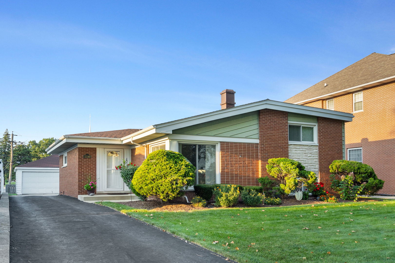 11140 Windsor Drive, Westchester, IL 60154